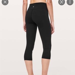 Lululemon wunder under crop size 8 black